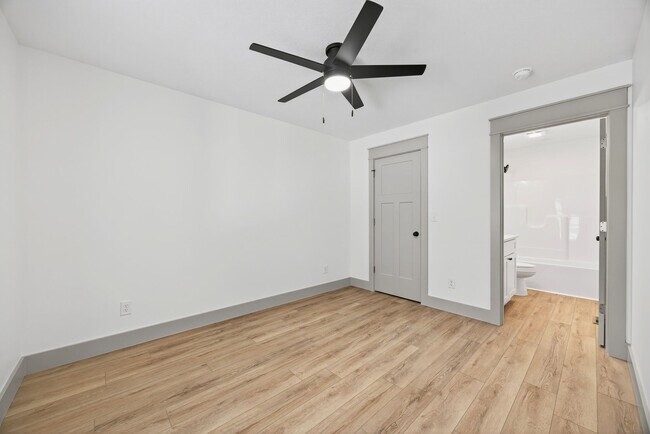 Building Photo - ***August 2026*** Brand New Luxury Build! 5 Bed, 5.5 Bath Townhome!