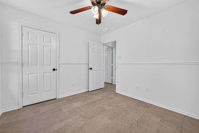 Building Photo - 3118 Aylesworth Ct