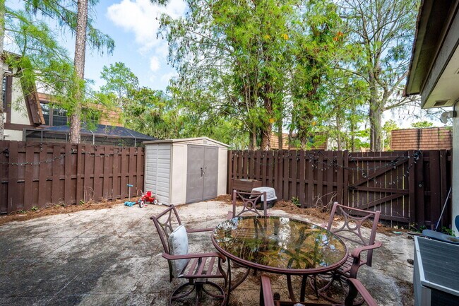 Building Photo - 111 Weybridge Cir