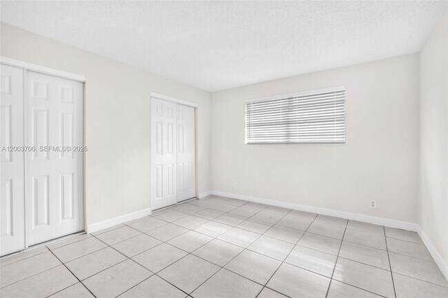 Building Photo - 2127 McKinley St