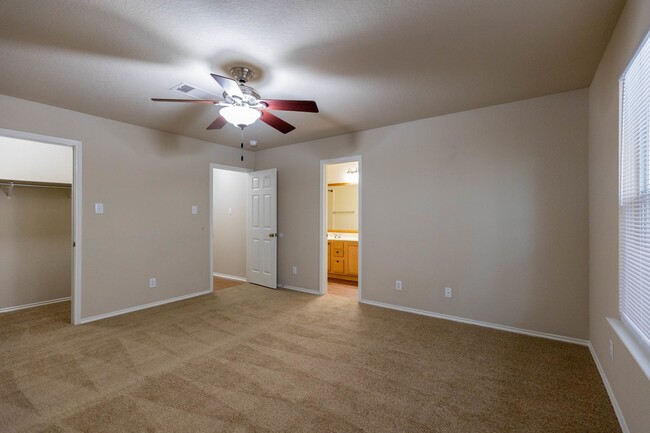 Building Photo - 6447 Miners Hill