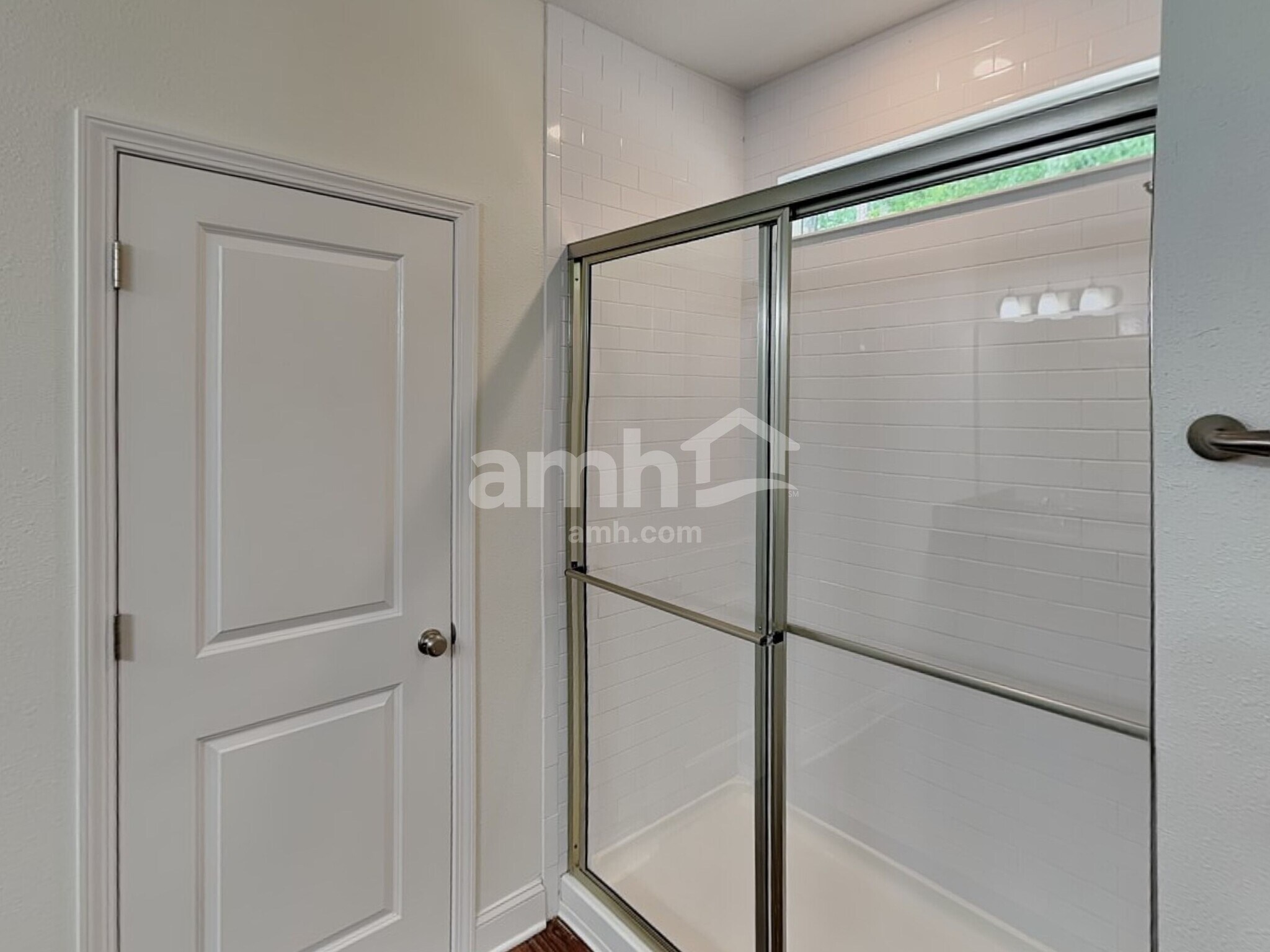 Building Photo - 2939 Hill Valley Ln