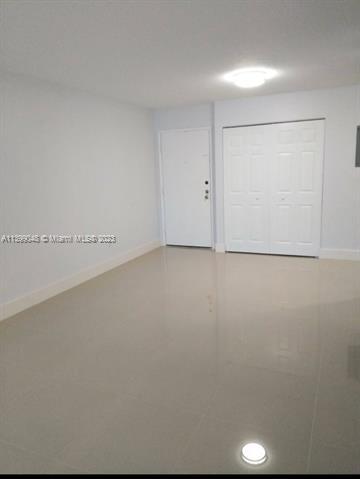 Building Photo - 110 Fontainebleau Blvd