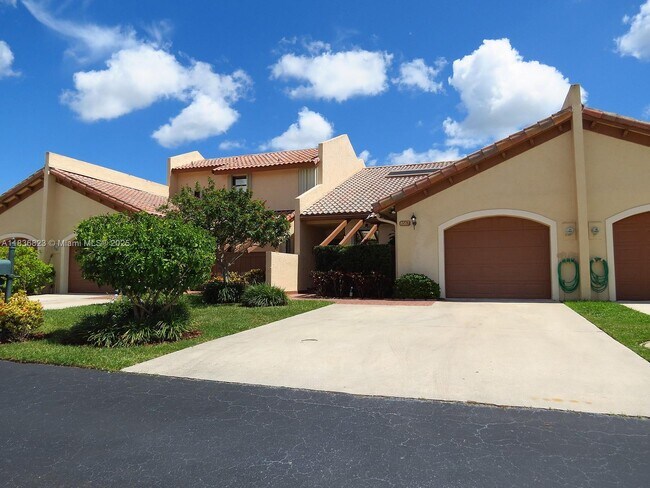Building Photo - 8567 SW 115th Pl