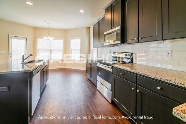 Building Photo - HOME FOR RENT!!