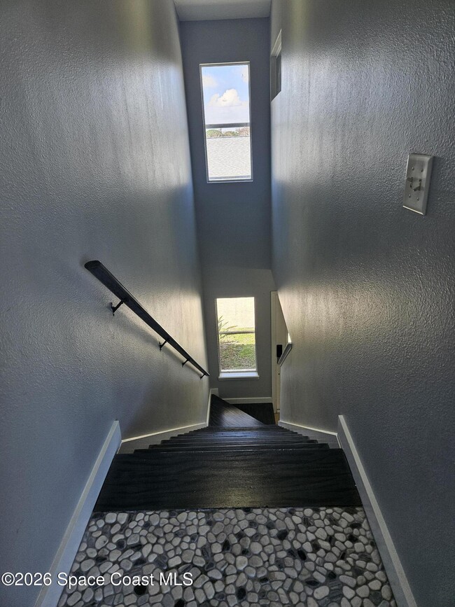 Building Photo - 120 Norwood Ave