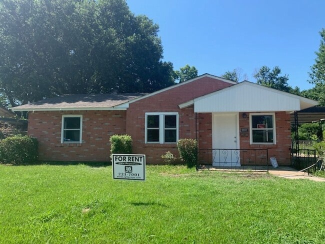 Building Photo - 2931 Grassmere St
