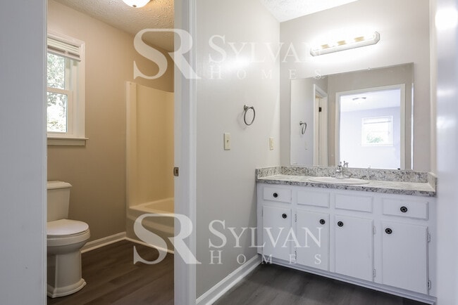 Building Photo - Your DREAM home awaits