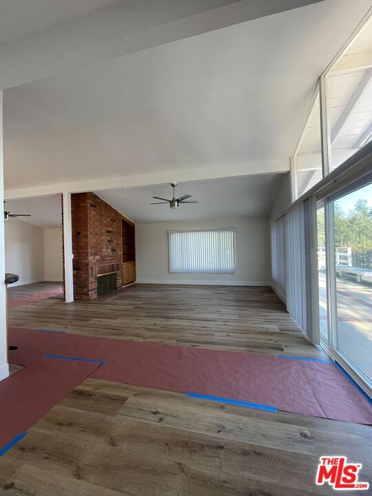 Building Photo - 4304 Park Corona