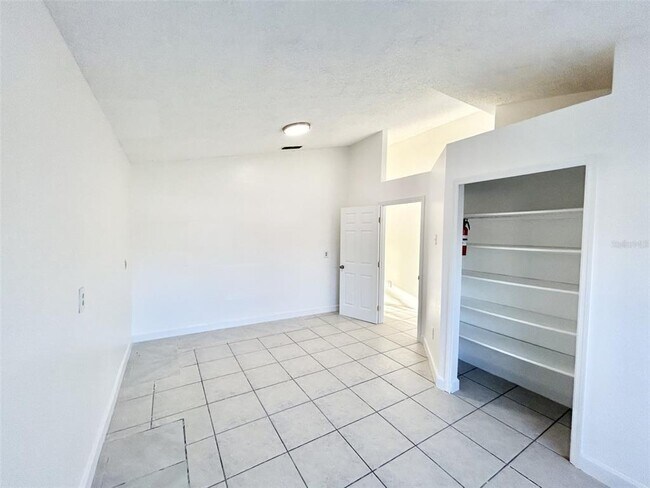 Building Photo - 10708 Brice Ct