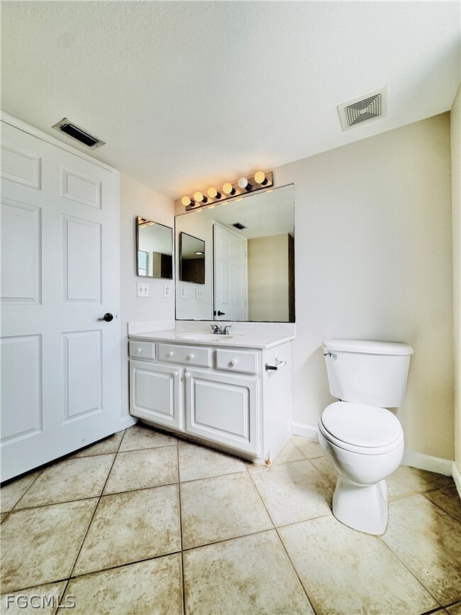 Building Photo - 4127 Residence Drive