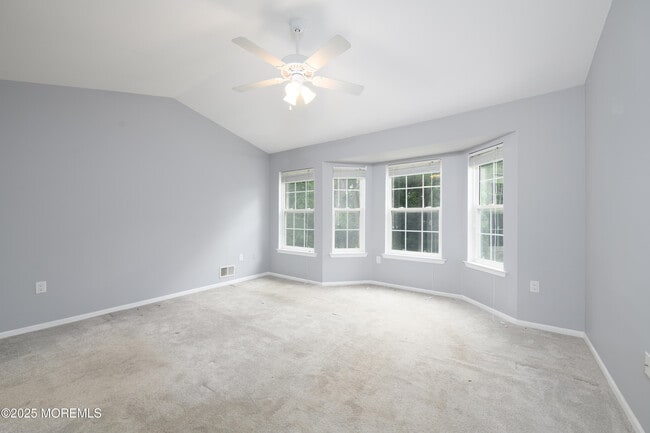 Building Photo - 75 Mckinley Dr