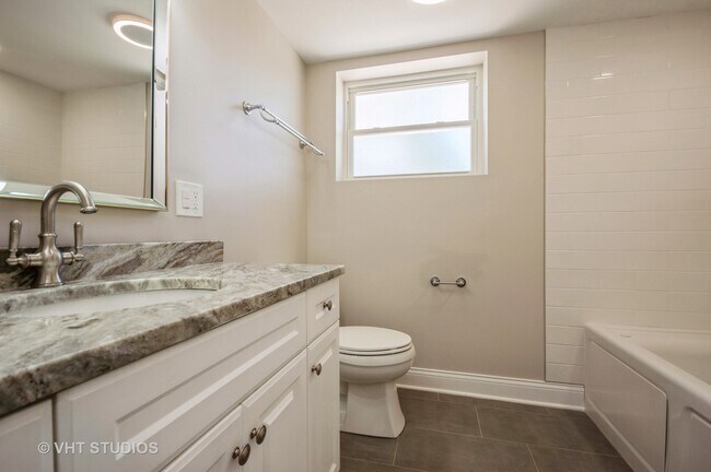 Building Photo - 6355 W Touhy Ave