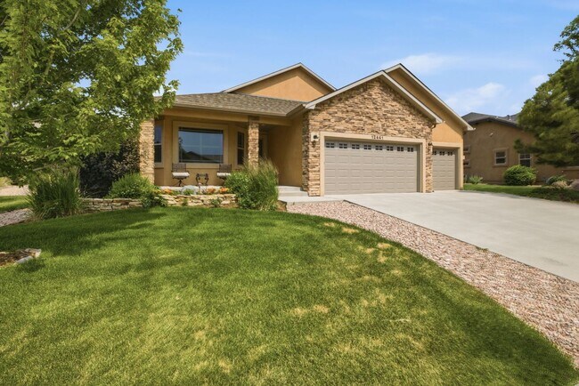 Building Photo - 12441 Woodruff Dr