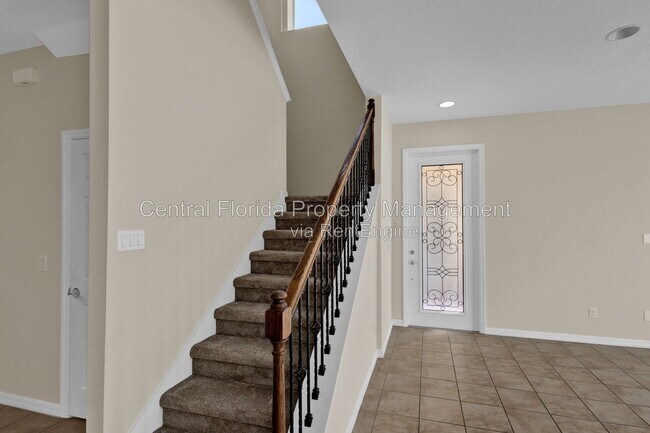 Building Photo - 8644 Elder Ln