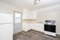 Building Photo - 1315 State St