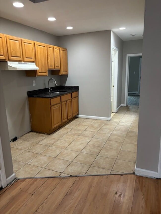 Building Photo - 3479 Amber St