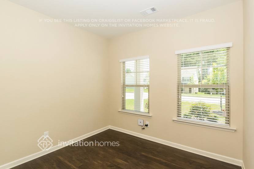 Building Photo - 24 Black Diamond Dr