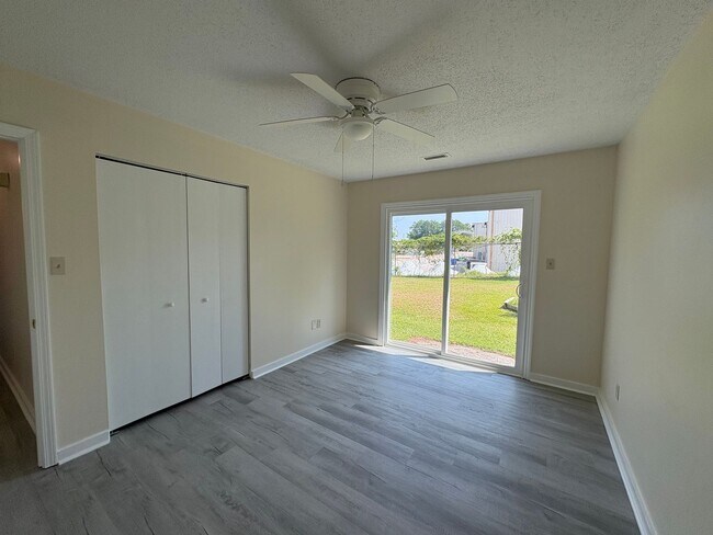 Building Photo - 3706 Dovefield Ct