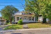 Building Photo - 2927 Dempster St NE