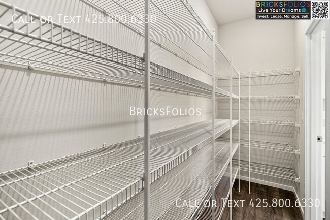 Building Photo - 1342 SW Pendleton Way
