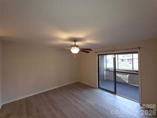 Building Photo - 7325 Winery Ln