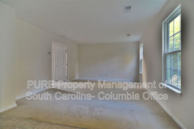 Building Photo - 151 Luna Trail