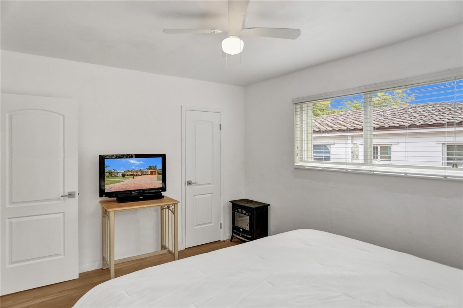 Building Photo - 12140 NE Miami Ct