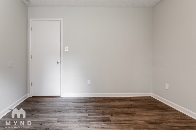 Building Photo - 65 Mountain View Cir