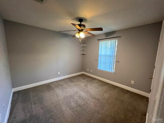 Building Photo - 7951 Amethyst Dr
