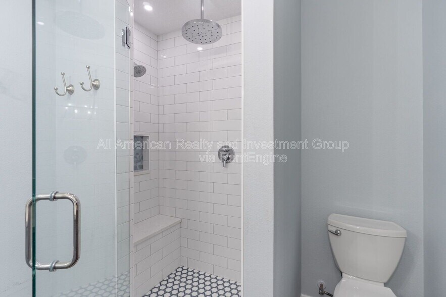 Building Photo - 602 Ironwood Dr