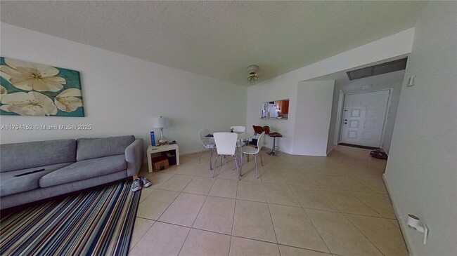 Building Photo - 21904 Lake Forest Cir