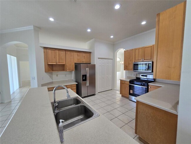 Building Photo - 15305 PALOMA PARK Ln