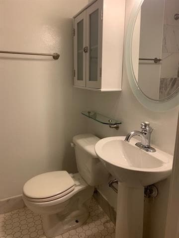 Building Photo - 6259 Kenwood Ave