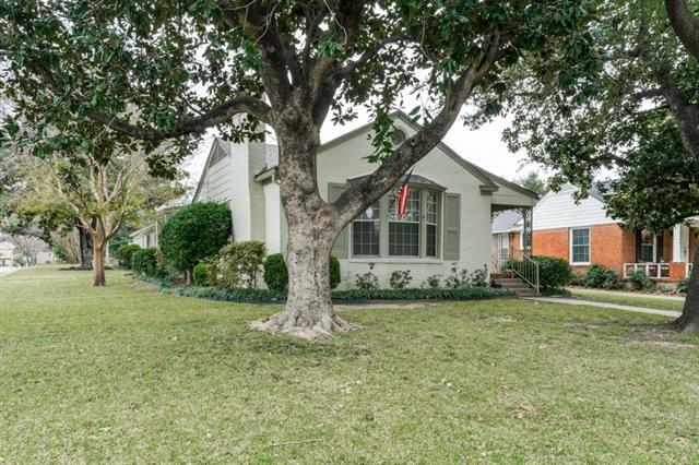 Building Photo - 2601 Highview Terrace