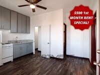 Building Photo - 1218 N School St