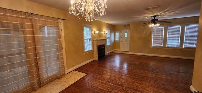 Building Photo - 539 Williams Ct