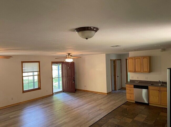 Building Photo - 4110 Derrick St