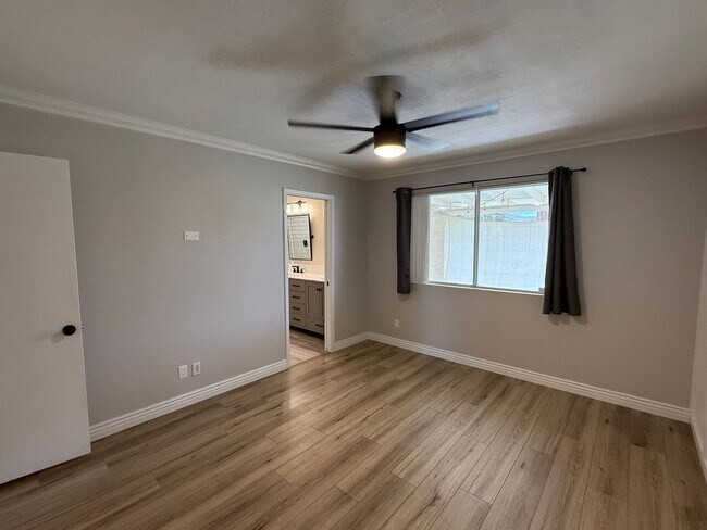 Building Photo - 1742 S Hall