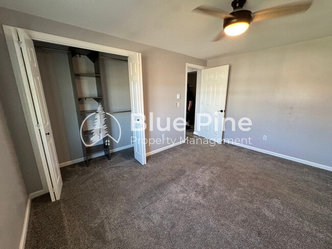 Building Photo - 2348 Stace St