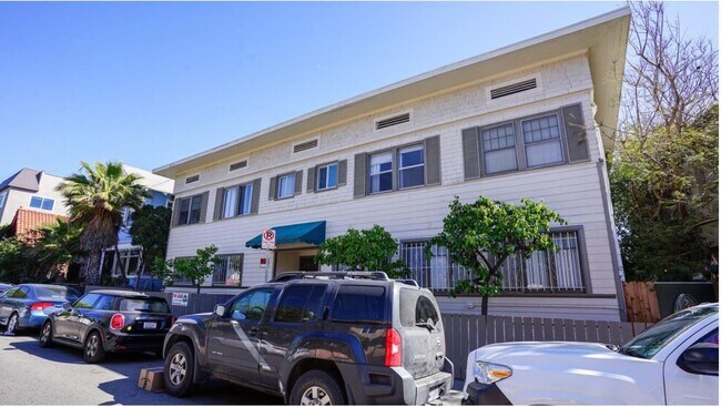 Primary Photo - 26 Westminister Avenue,