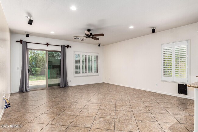 Building Photo - 27112 N 56th Dr