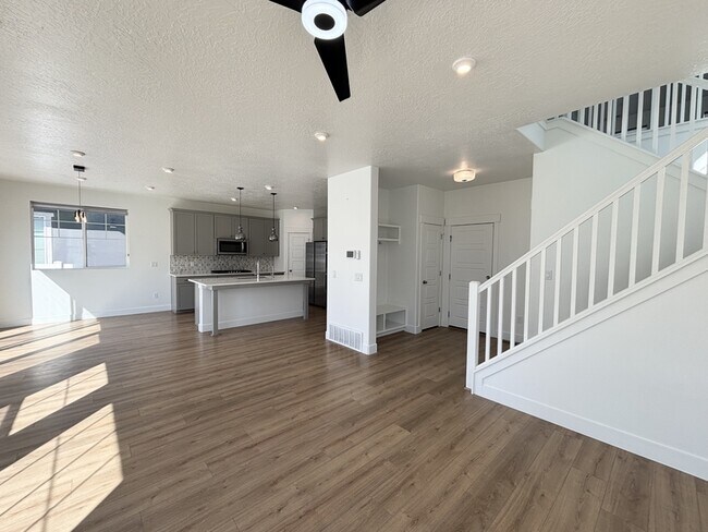 Building Photo - 6086 W Esker Terrace Ln
