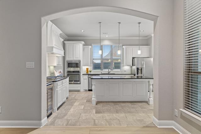 Building Photo - 452 Balmora Way