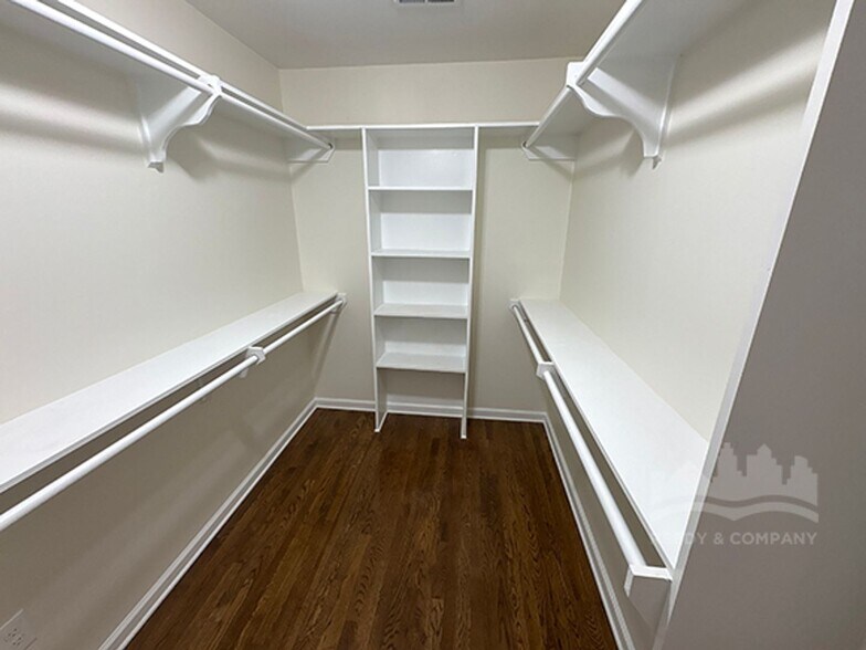 Building Photo - 108 N Highland St