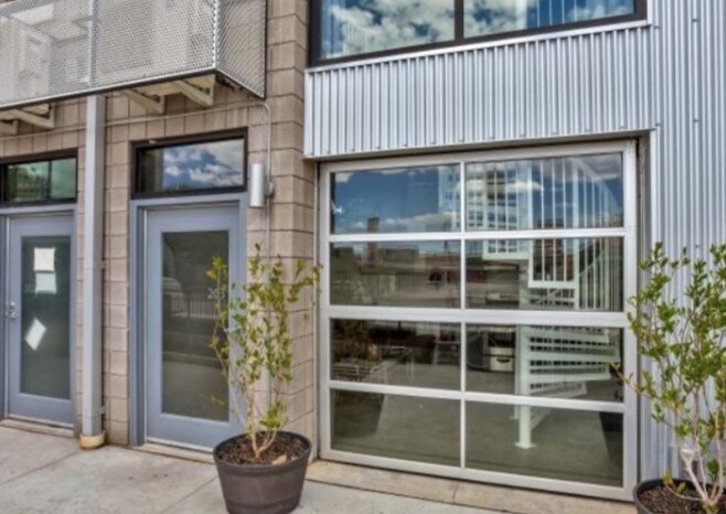 Building Photo - 360 W 300 S