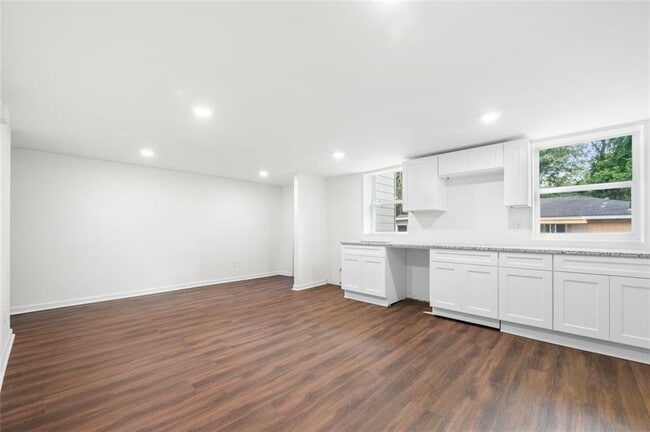 Building Photo - 1721 Hortense Pl NW