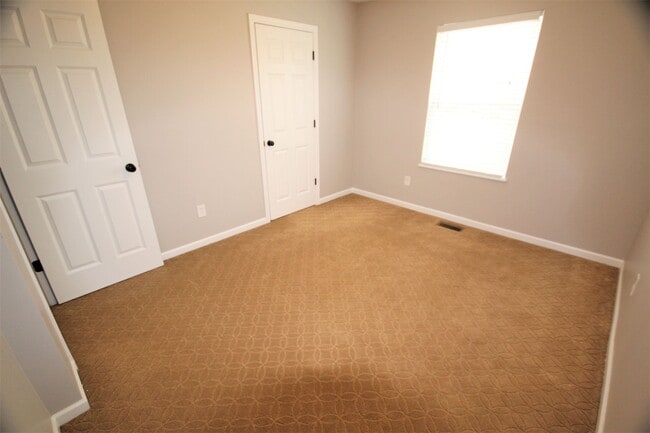 Building Photo - 3 Bedroom - Dublin