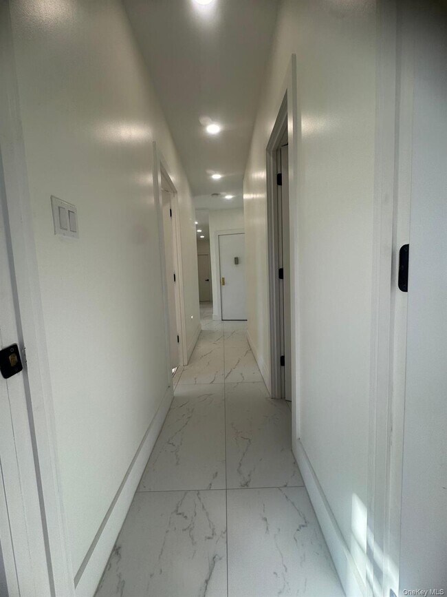 Building Photo - 91-04 43rd Ave