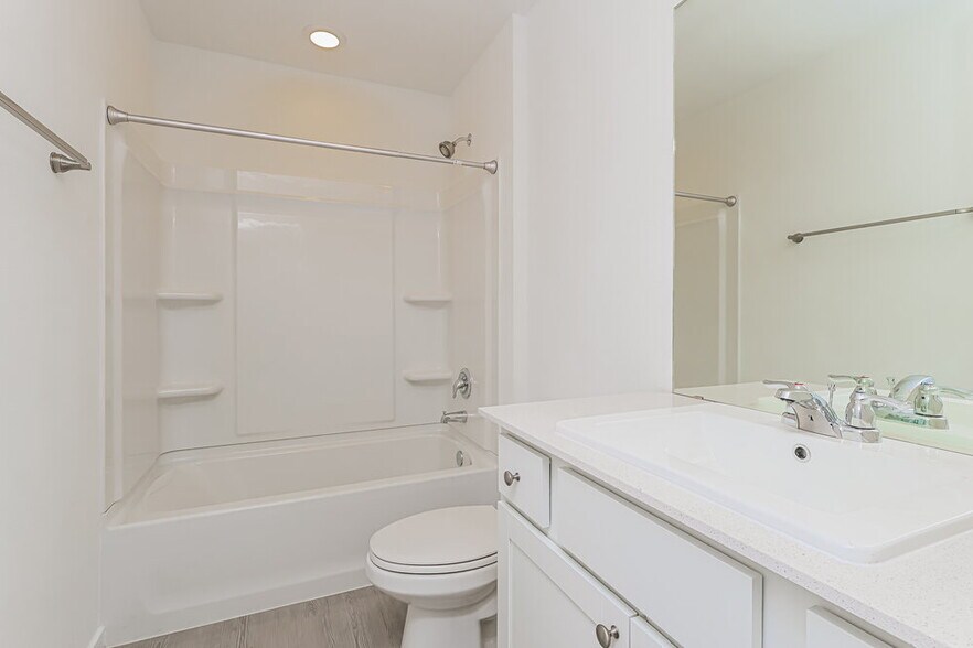 Building Photo - 1718 Lofty Cedar Ct